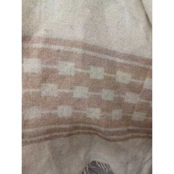 Vtg Alpaca Wool Llama Embroidered Poncho Cape Fringe Cloak O/S 55"x77" - Picture 6 of 13